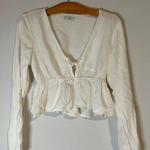 Mattelsa Dreamer Long Sleeve V-neck Crop Top